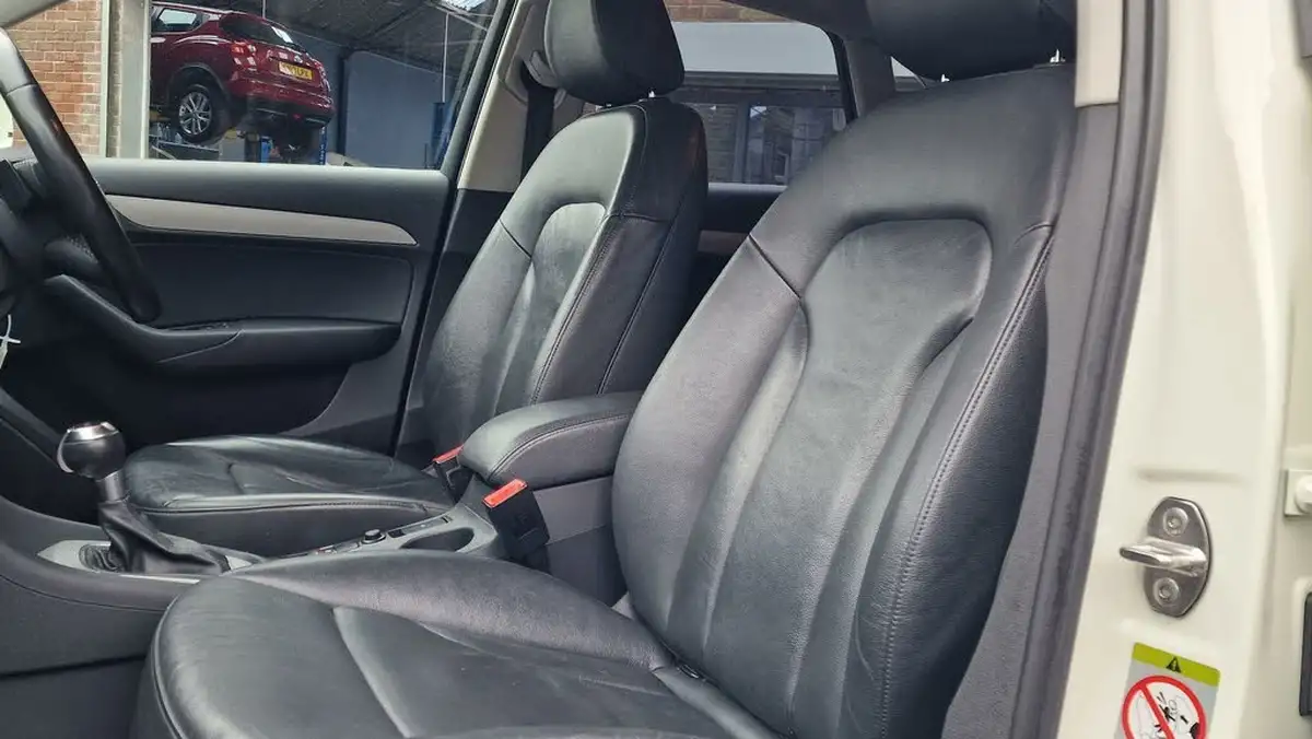 2012-audi-q3-20td-se-quattro-177ps-s-tronic-big-21