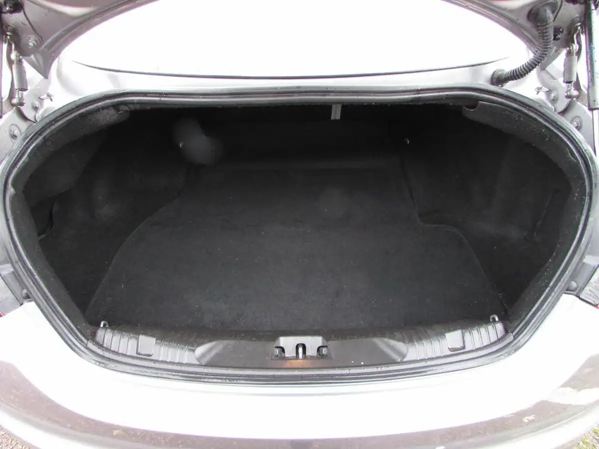 2013-jaguar-xf-22td-luxury-200ps-ss-saloon-4d-auto-big-12