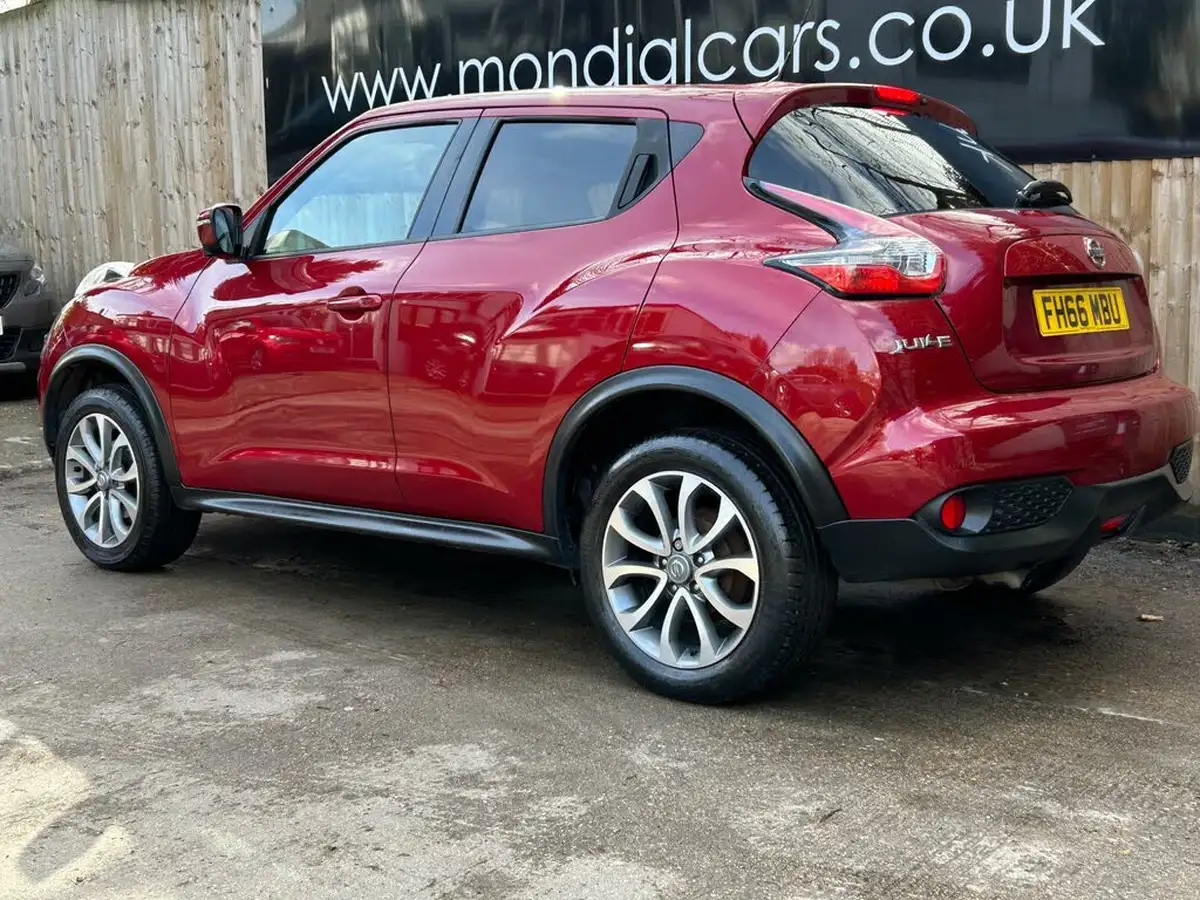 2016-nissan-juke-12-tekna-ss-big-17
