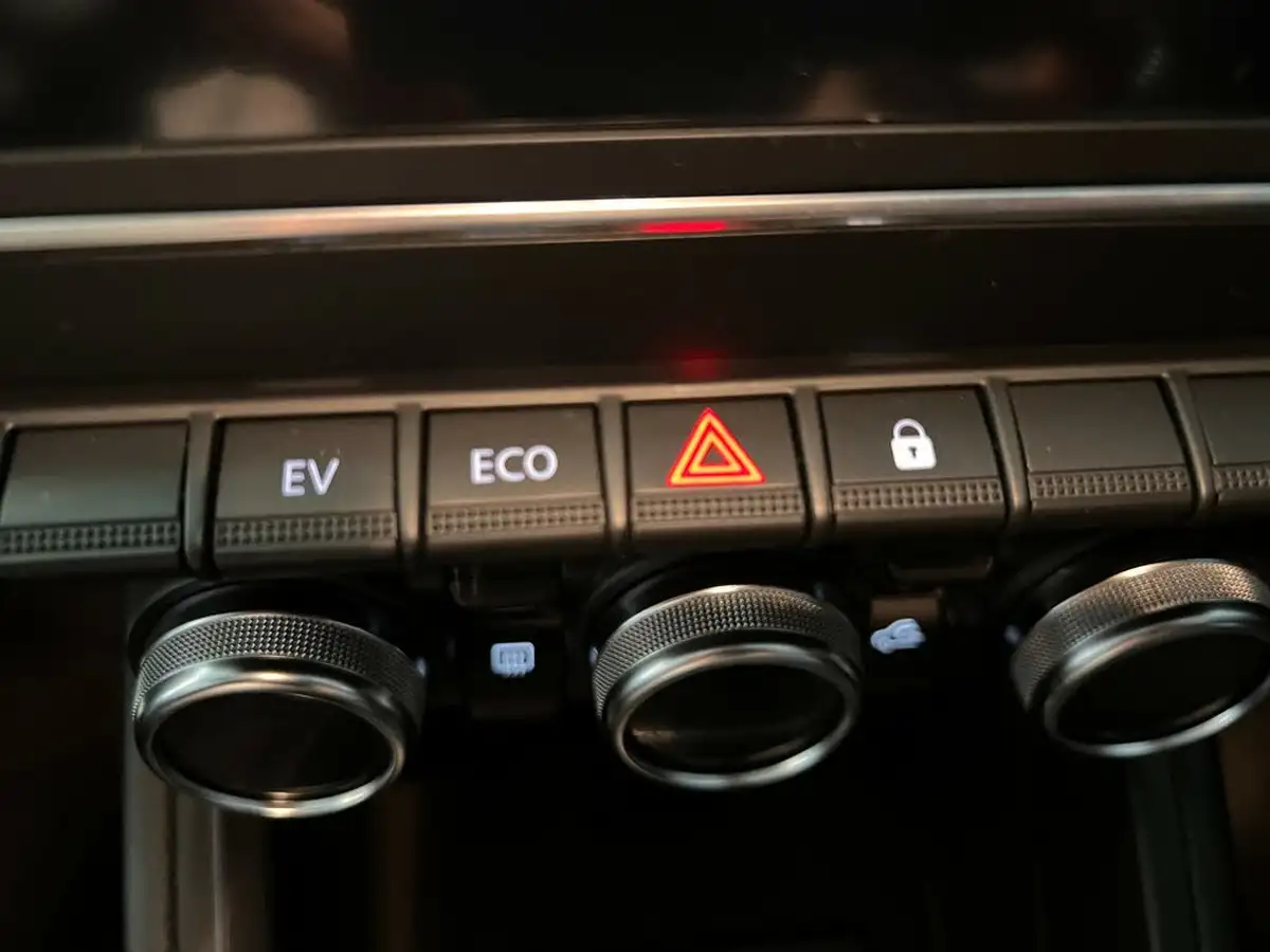 2021-renault-clio-16-iconic-big-22