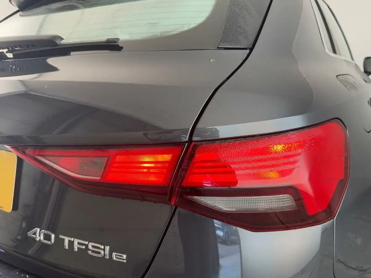 2021-audi-a3-14-40-tfsi-e-sport-big-38