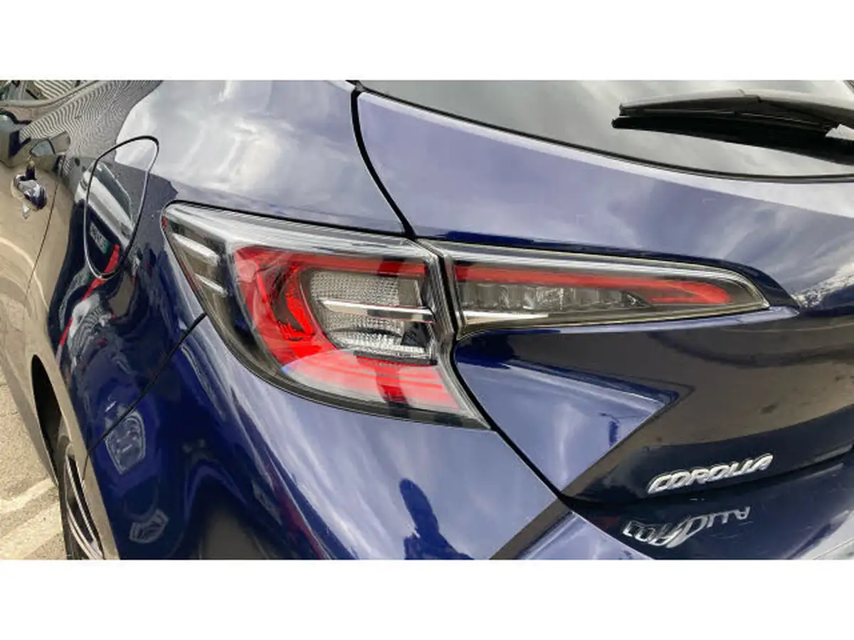 2022-toyota-corolla-18-vvt-i-design-120bhp-trk-hatchback-5d-big-22