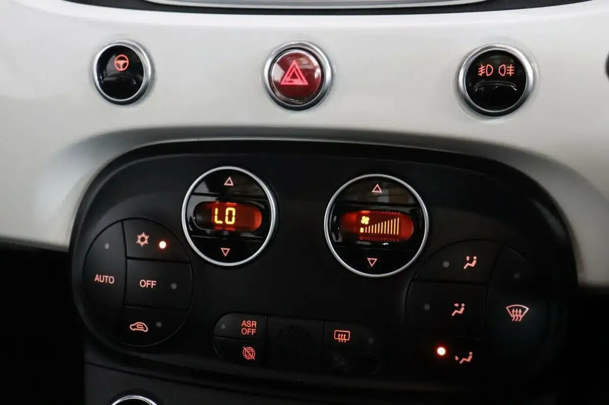 2020-fiat-500-10-launch-edition-big-24