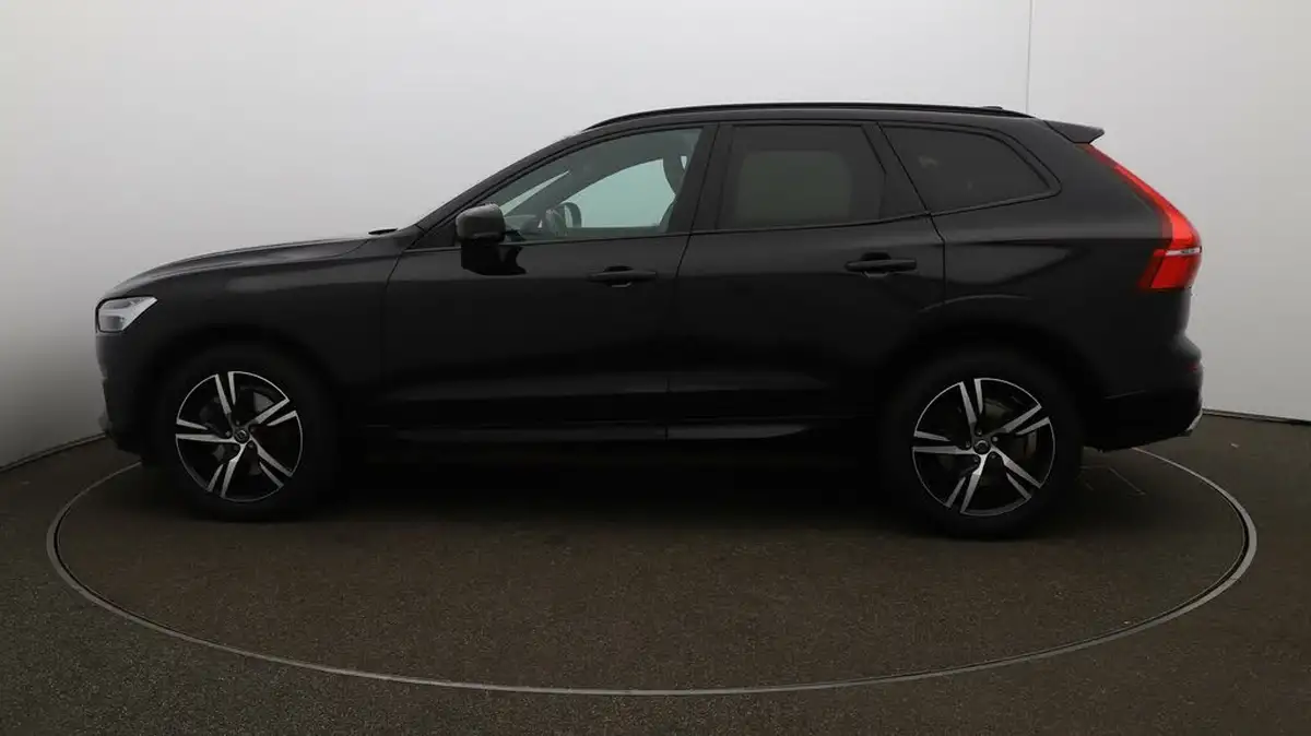 2021-volvo-xc60-20-b5-r-design-awd-big-55