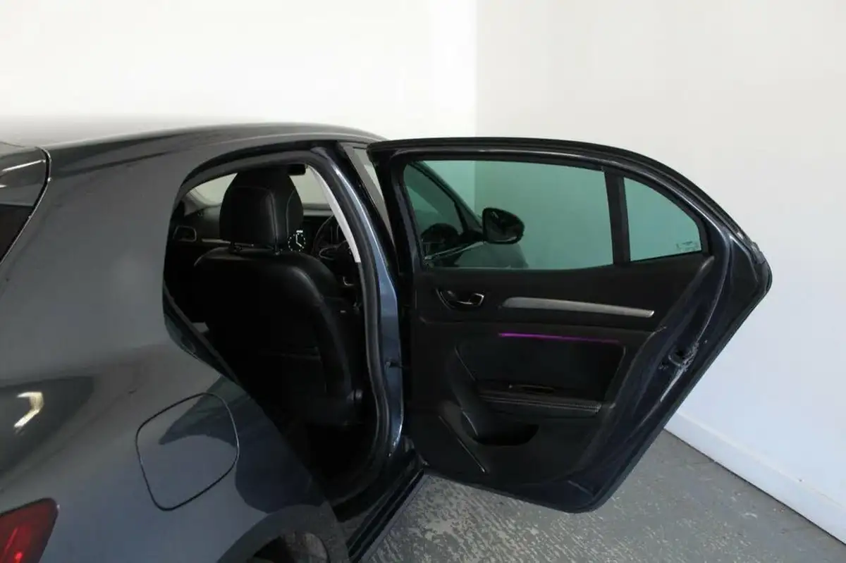 2017-renault-megane-16dci-dynamique-s-nav-hatchback-big-17
