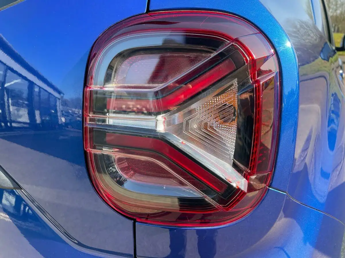 2022-dacia-duster-15dci-comfort-115hpeu6d-4x2-window-van-big-44