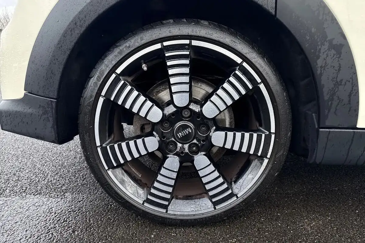2022-mini-cooper-15-cooper-exclusive-hatchback-5d-big-10
