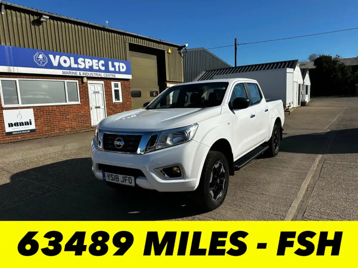 2018-nissan-navara-23dci-acenta-double-big-0