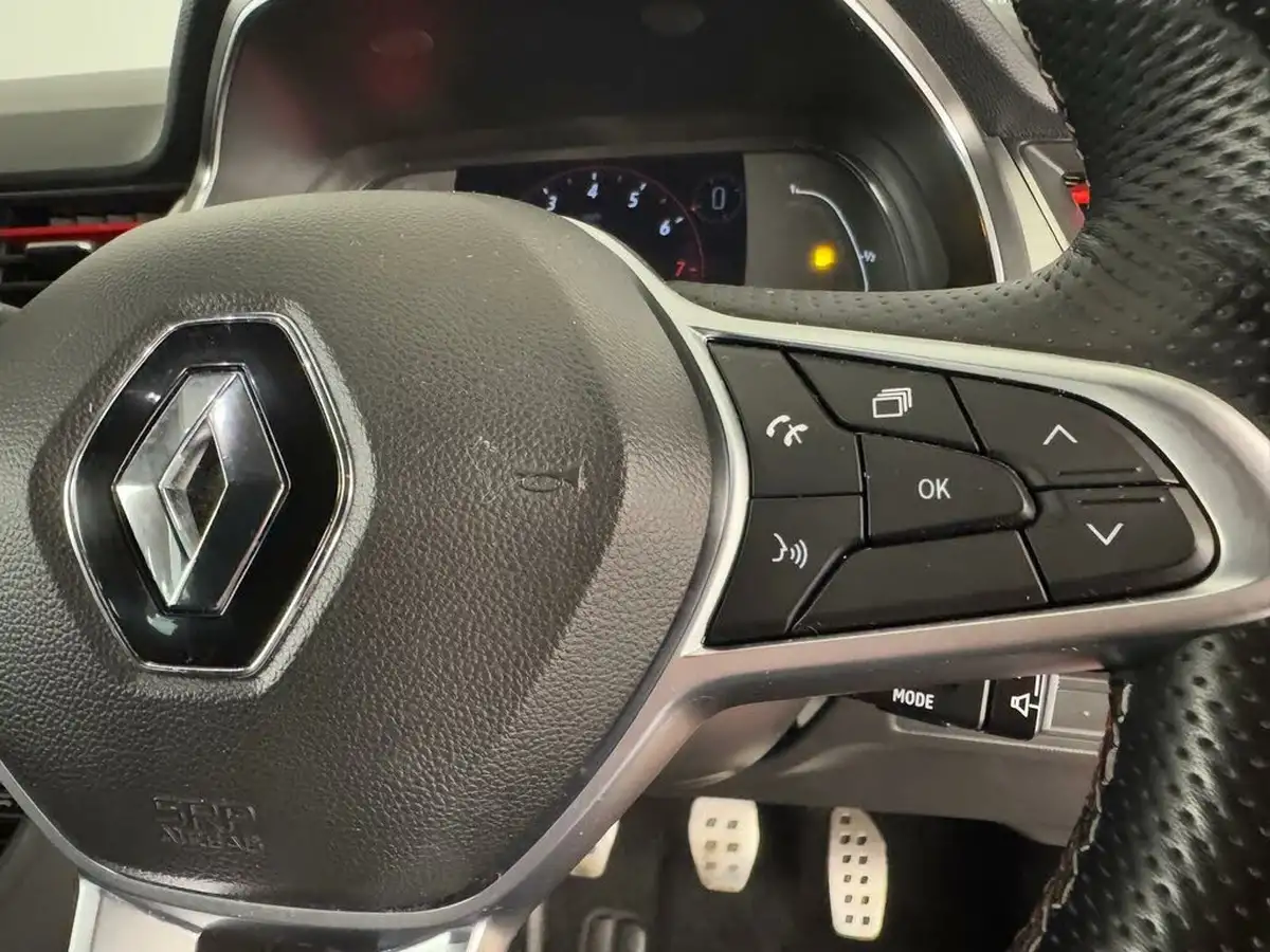 2022-renault-captur-13-tce-rs-line-big-29