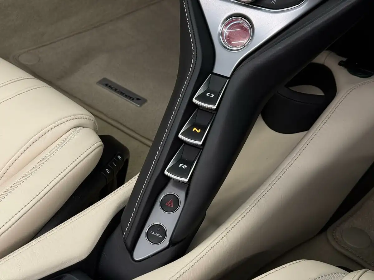 2021-mclaren-720s-40-coupe-big-18
