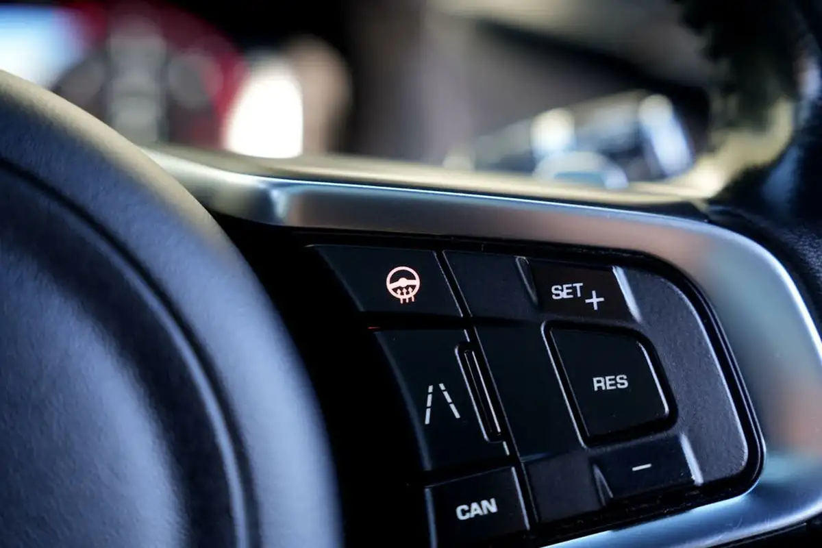 2019-jaguar-f-pace-30td-s-v6-ss-big-37