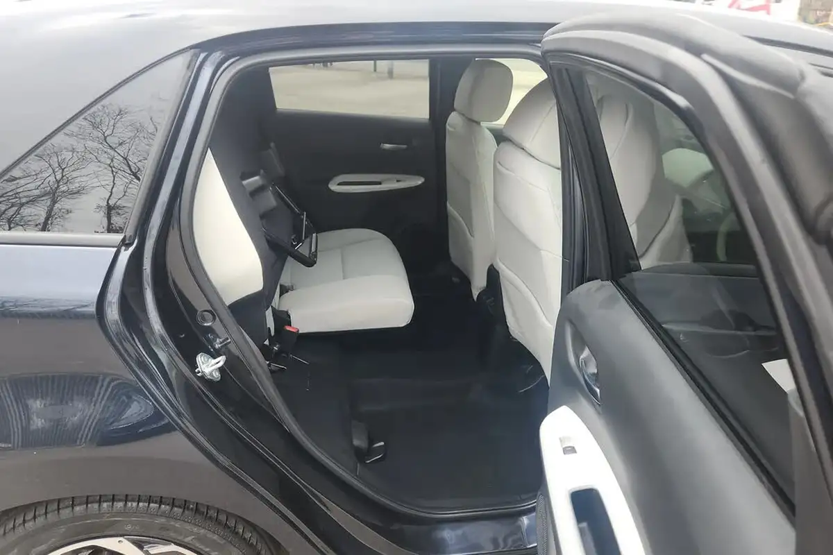2022-honda-jazz-15-i-mmd-ex-107ps-big-17
