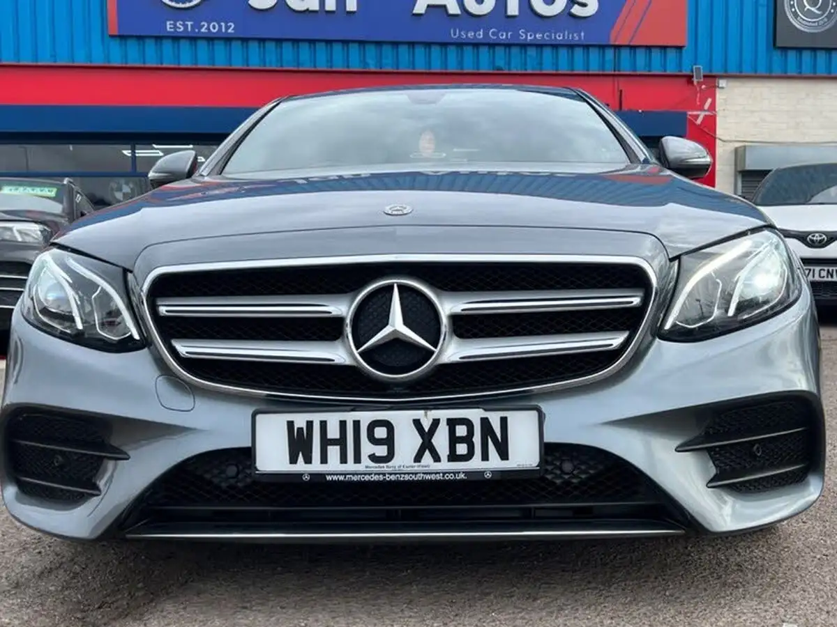 2019-mercedes-benz-e-class-20d-e220d-amg-line-saloon-4d-plus-big-20