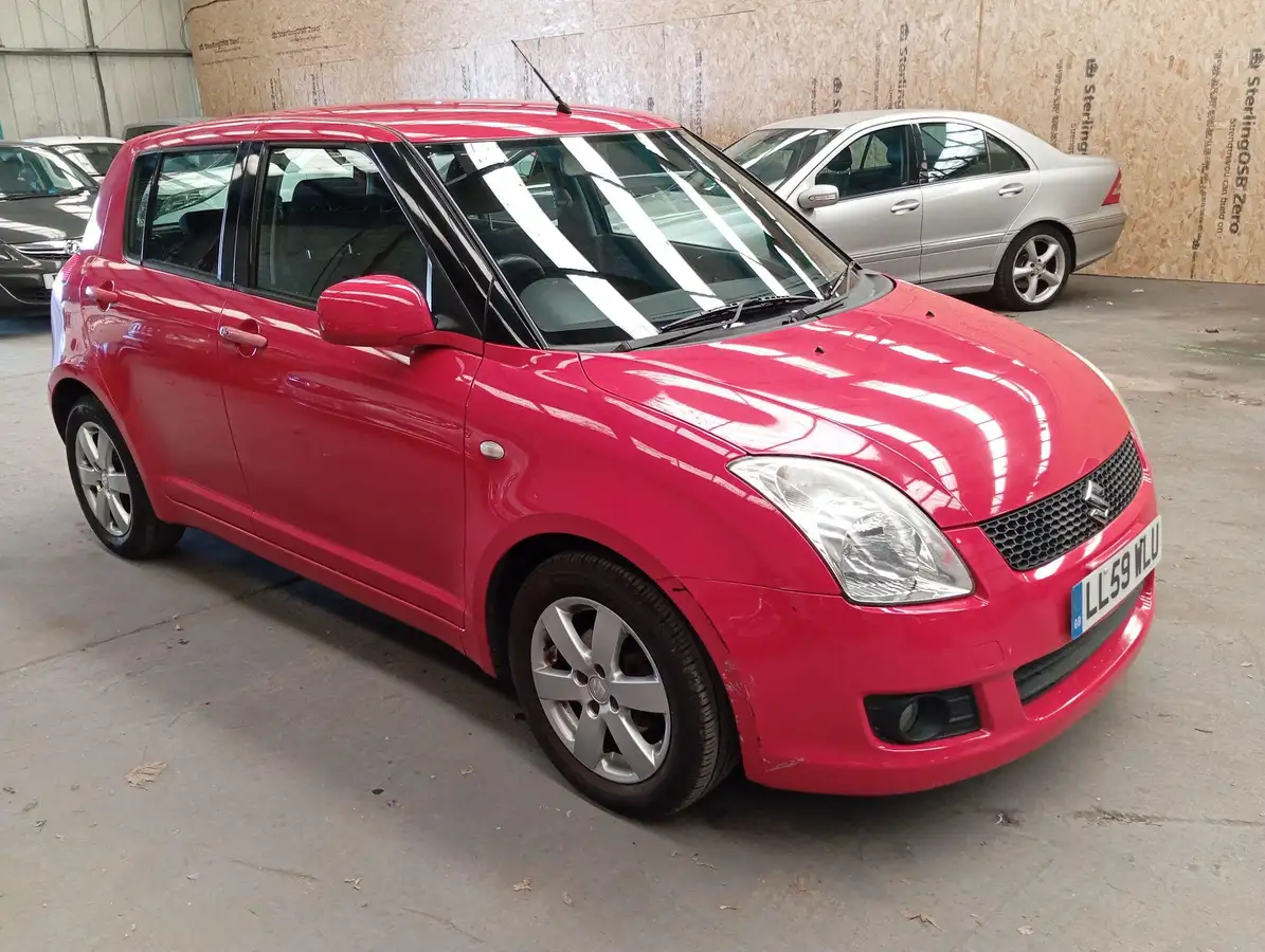 2009-suzuki-swift-15-glx-5d-big-0