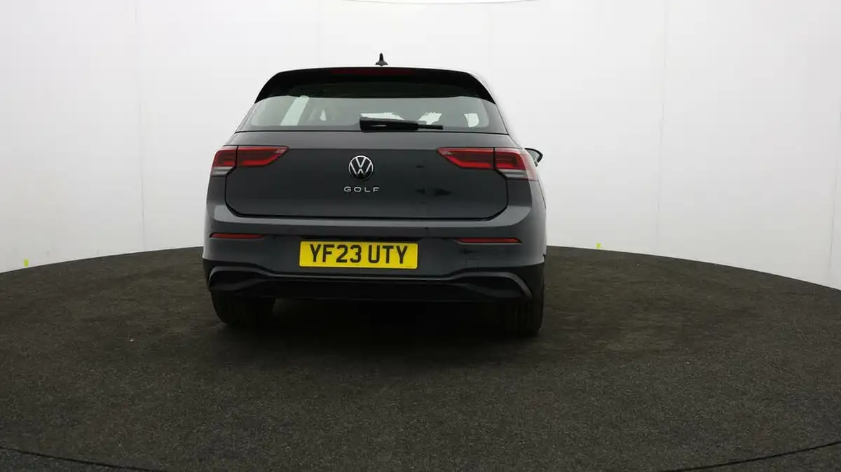 2023-volkswagen-golf-15-tsi-life-130ps-hatchback-big-62