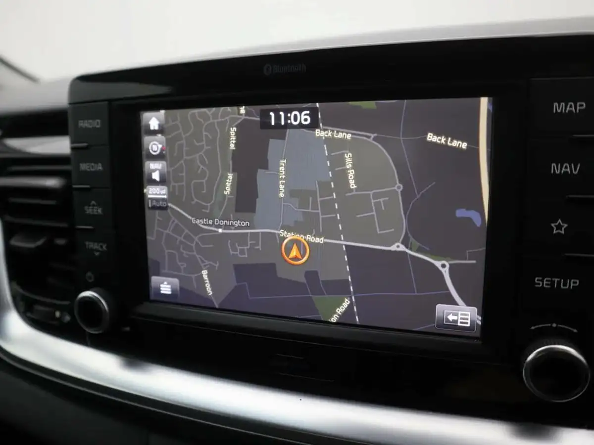 2018-kia-stonic-10-t-gdi-4-big-20