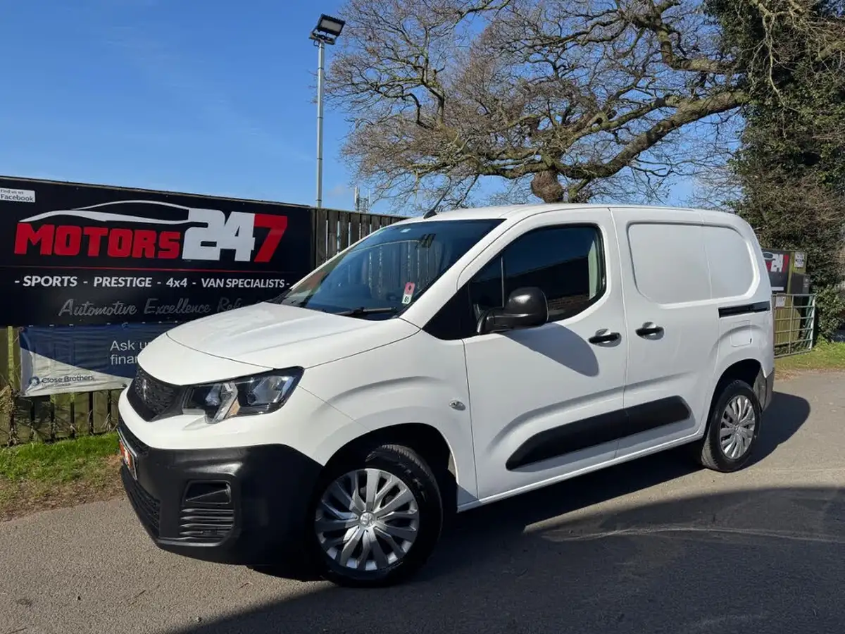 2021-peugeot-partner-15-bluehdi-1000-professional-100ps-eu6dt-panel-big-23