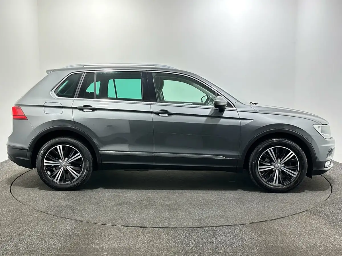 2016-volkswagen-tiguan-20tdi-se-navigation-150ps-bmt-big-7