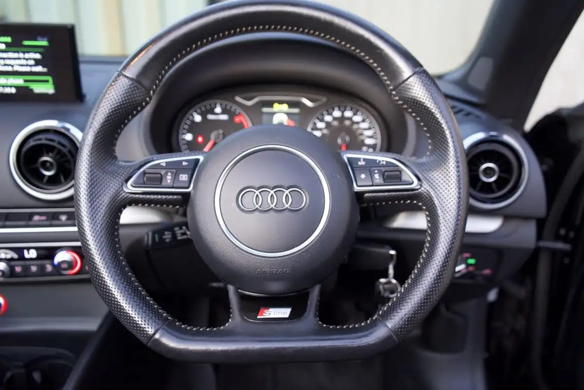 2015-audi-a3-cabriolet-20-tdi-s-line-150ps-big-51