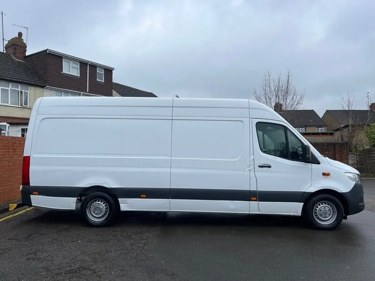 2020-mercedes-benz-sprinter-21cdi-314-l2h1-panel-van-rwd-eco-gear-360-big-4