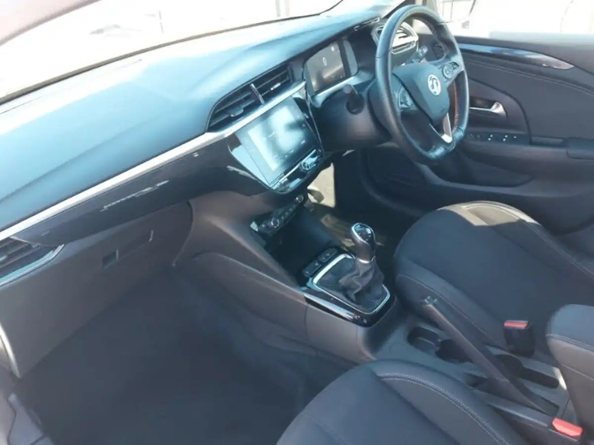 2021-vauxhall-corsa-12i-griffin-edition-big-4