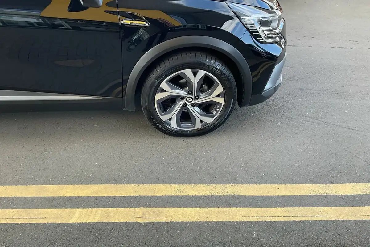 2022-renault-captur-13-tce-rs-line-big-3