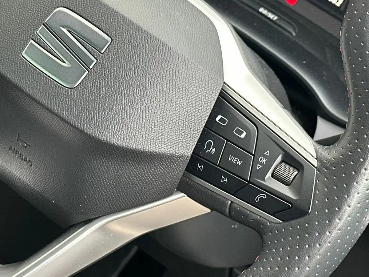 2022-seat-ateca-15-tsi-evo-fr-big-18