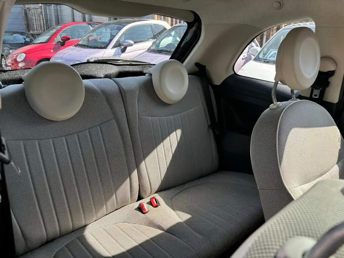 2011-fiat-500-12-lounge-big-9