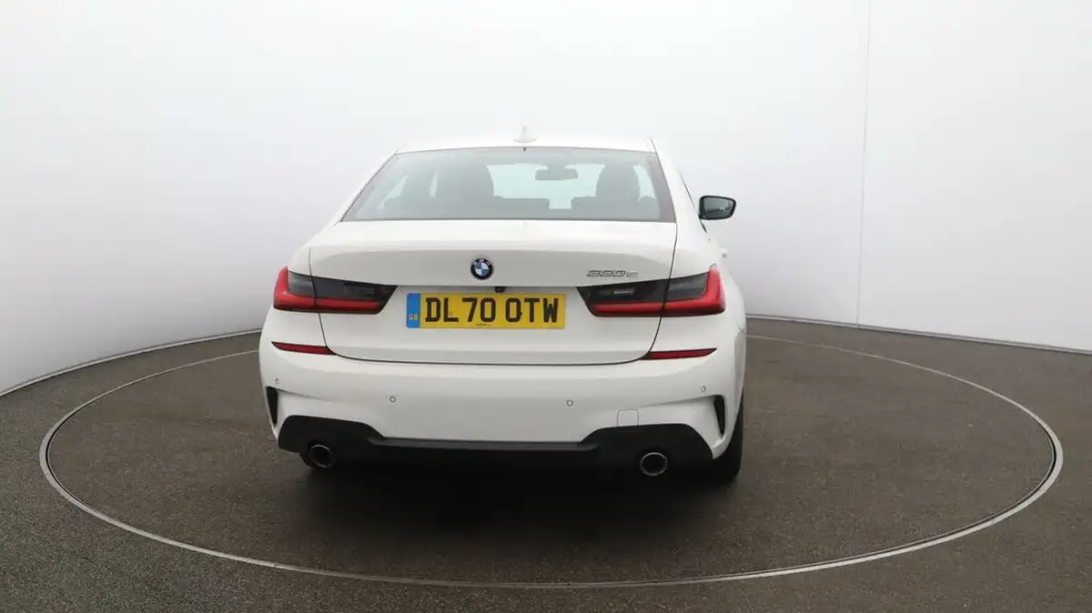 2020-bmw-3-series-20-330e-m-sport-saloon-4d-big-55