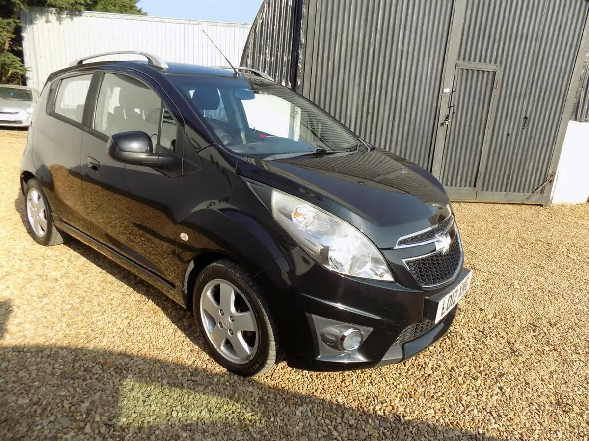 2012-chevrolet-spark-12-ls-big-30