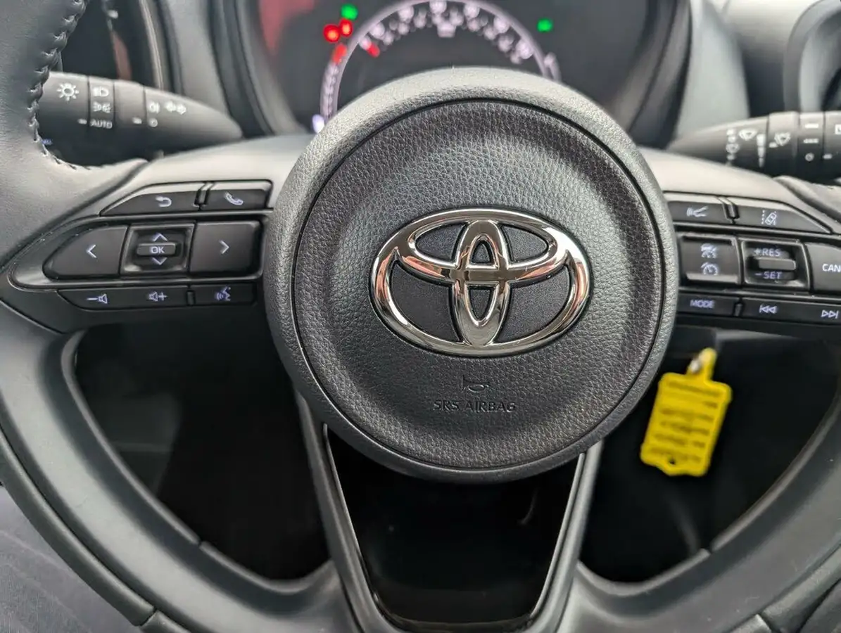 2022-toyota-aygo-x-10-vvt-i-pure-big-15