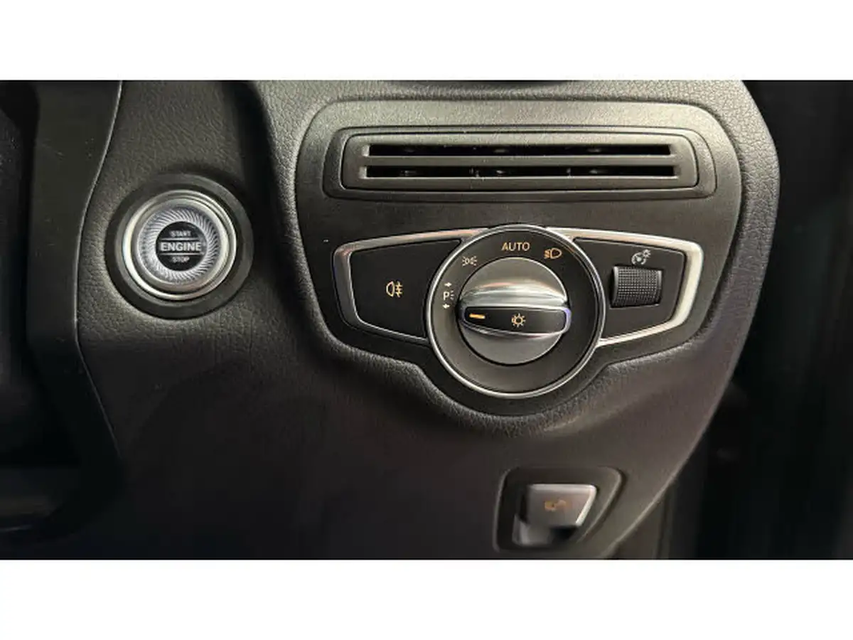 2022-mercedes-benz-glc-class-20d-glc300d-amg-line-premium-plus-244ps-coupe-4d-1950cc-big-26