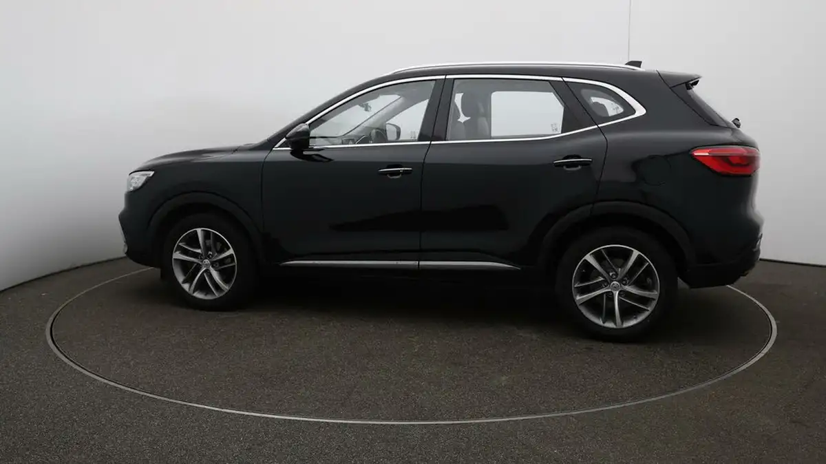 2022-mg-hs-15t-gdi-excite-162ps-big-50