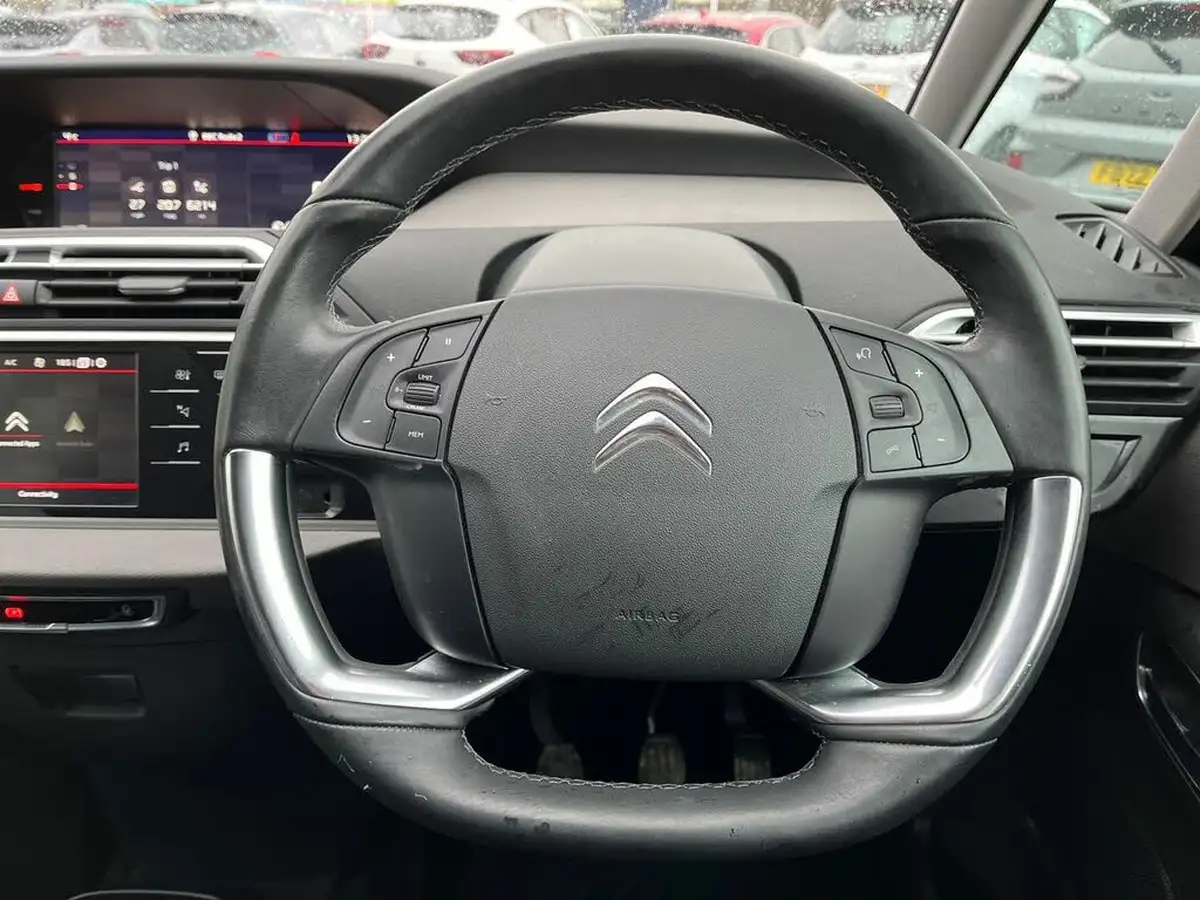 2022-citroen-grand-c4-spacetourer-15bluehdi-sense-big-21