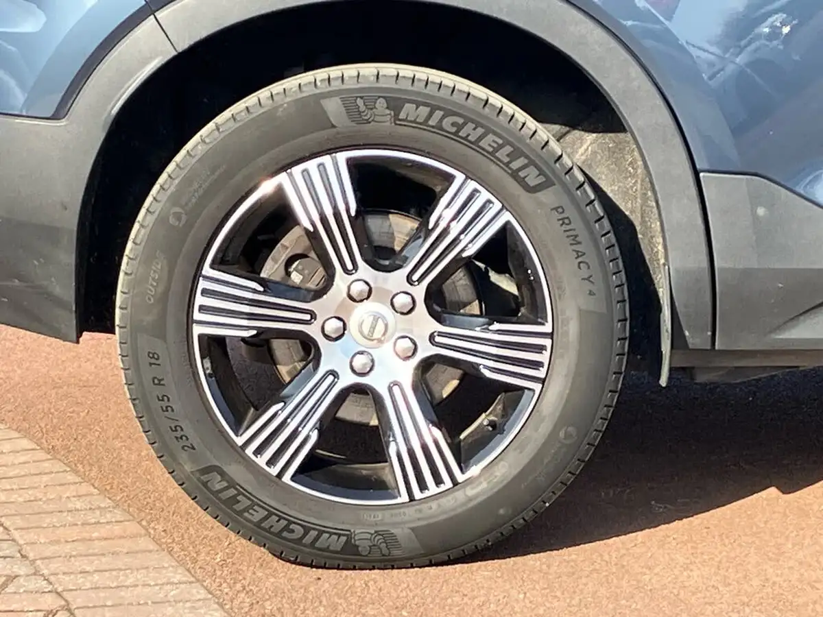 2022-volvo-xc40-20-b4-inscription-awd-big-7