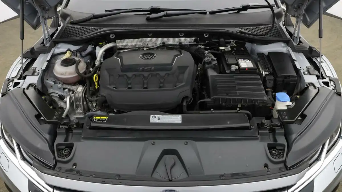 2018-volkswagen-arteon-20-tsi-r-line-190ps-ss-big-18