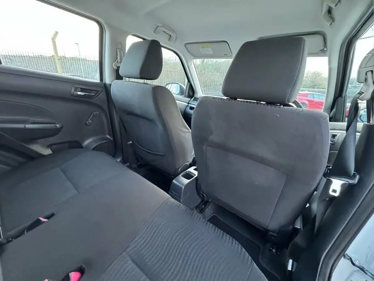 2012-suzuki-swift-12-sz3-5d-big-13