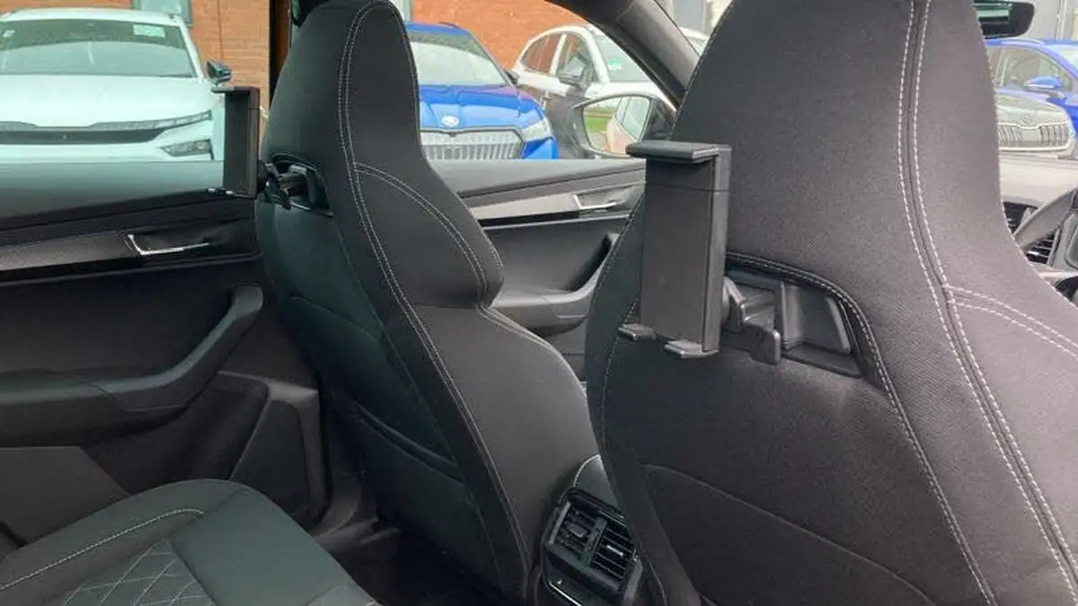 2025-skoda-karoq-20tdi-sportline-edition-big-24