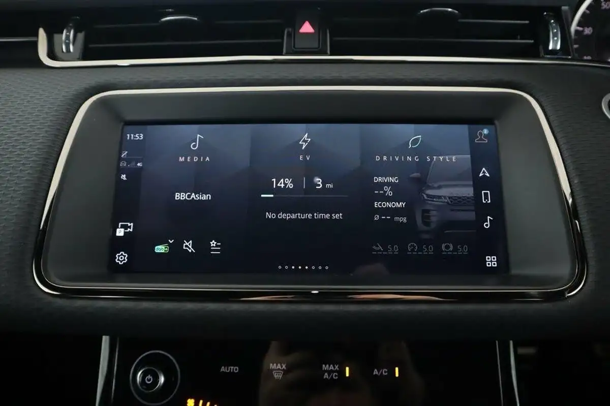 2021-land-rover-range-rover-evoque-15-p300e-r-dynamic-s-big-45