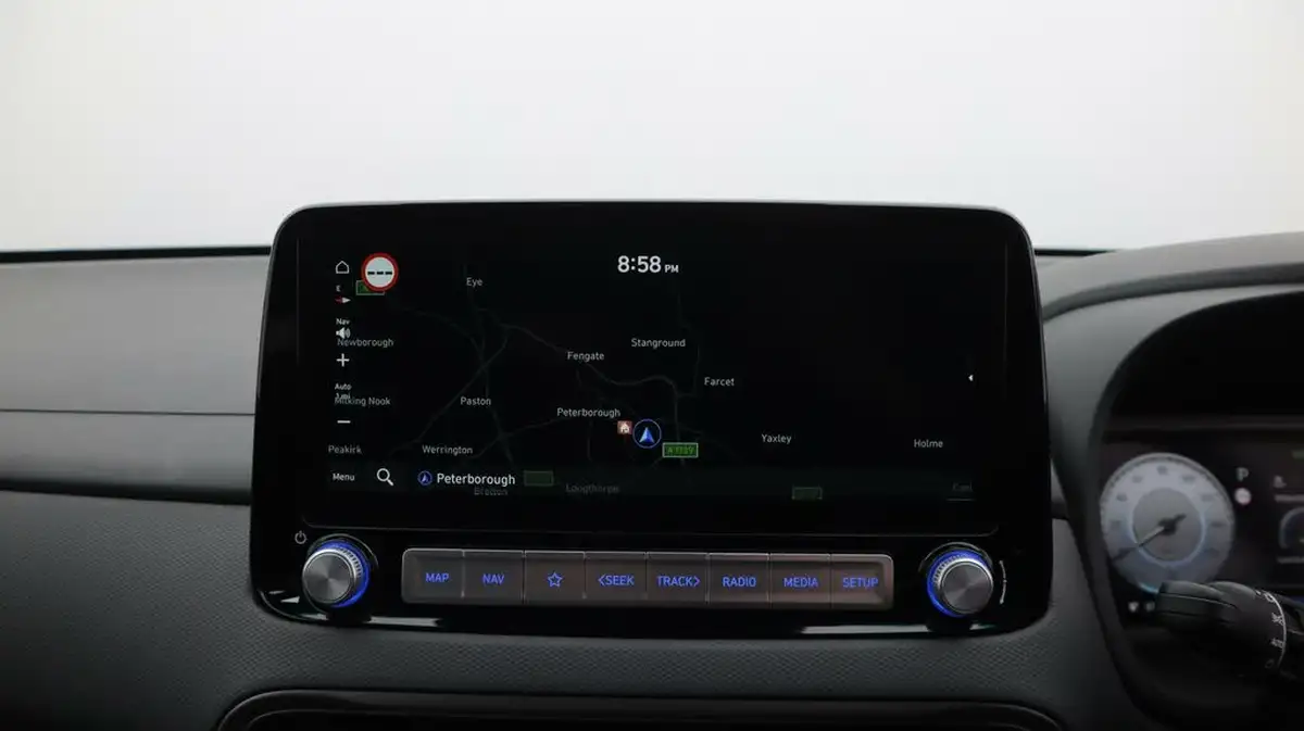 2022-hyundai-kona-e-premium-136ps-39kwh-big-11
