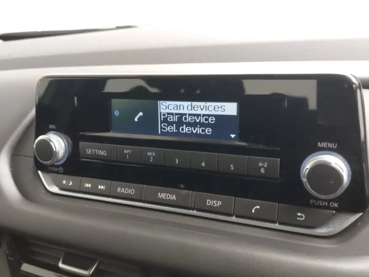 2021-nissan-qashqai-13-dig-t-visia-big-16