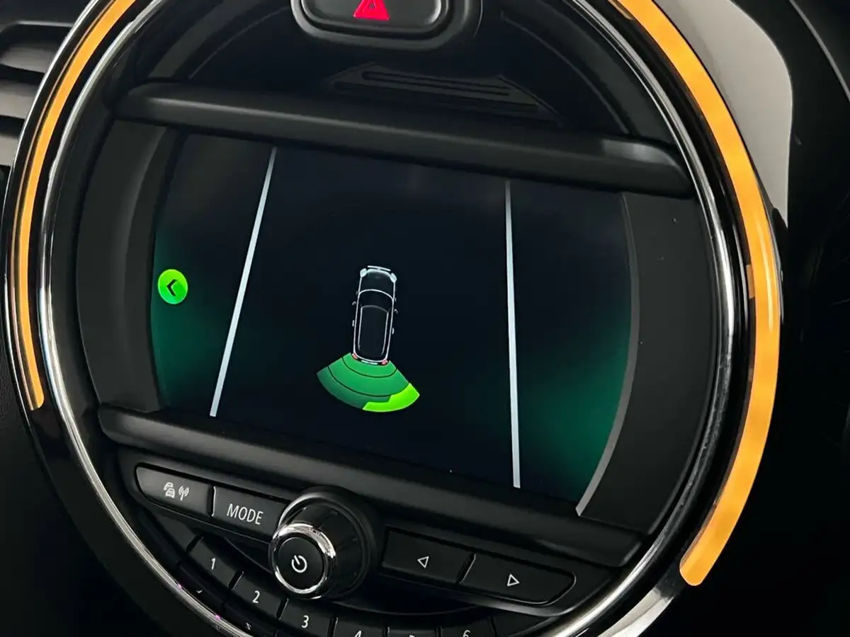 2020-mini-cooper-15-cooper-classic-nav-hatchback-3d-big-27