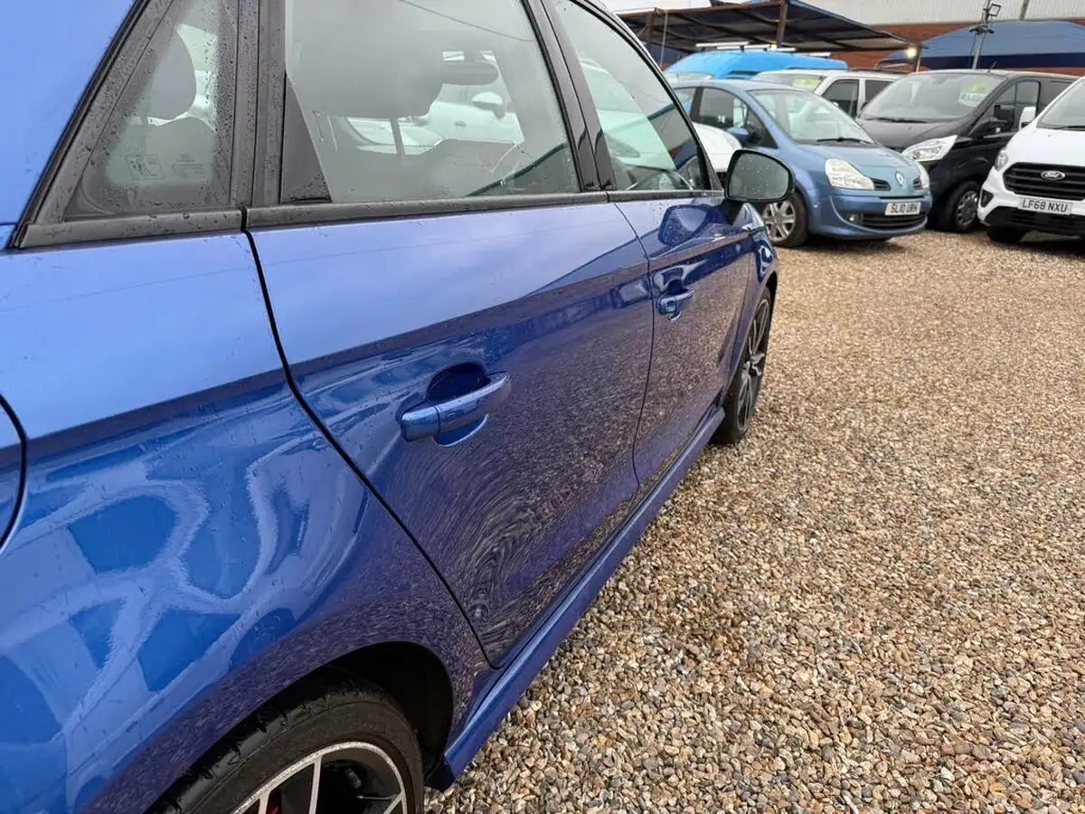 2015-audi-a1-20-s1-sportback-5d-big-78