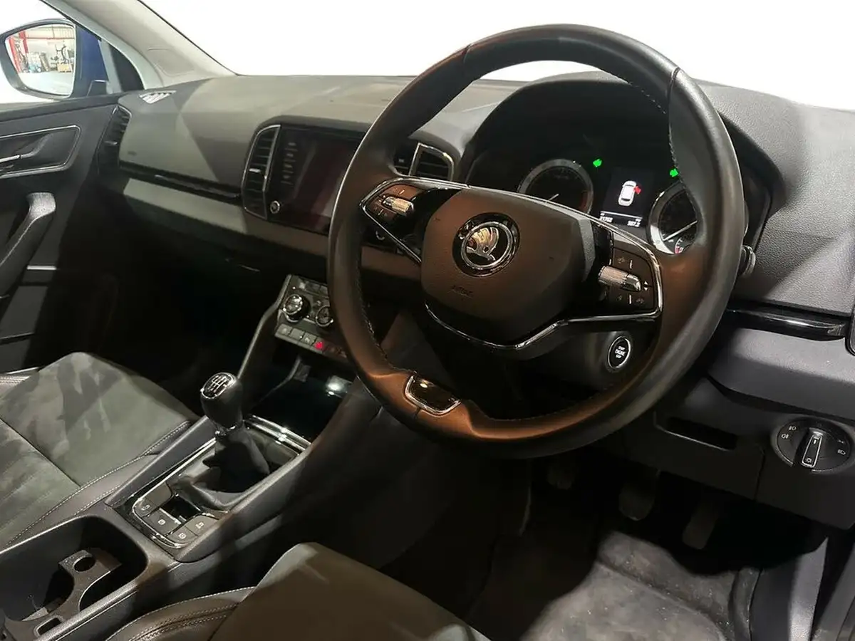 2021-skoda-karoq-15-tsi-se-l-big-8