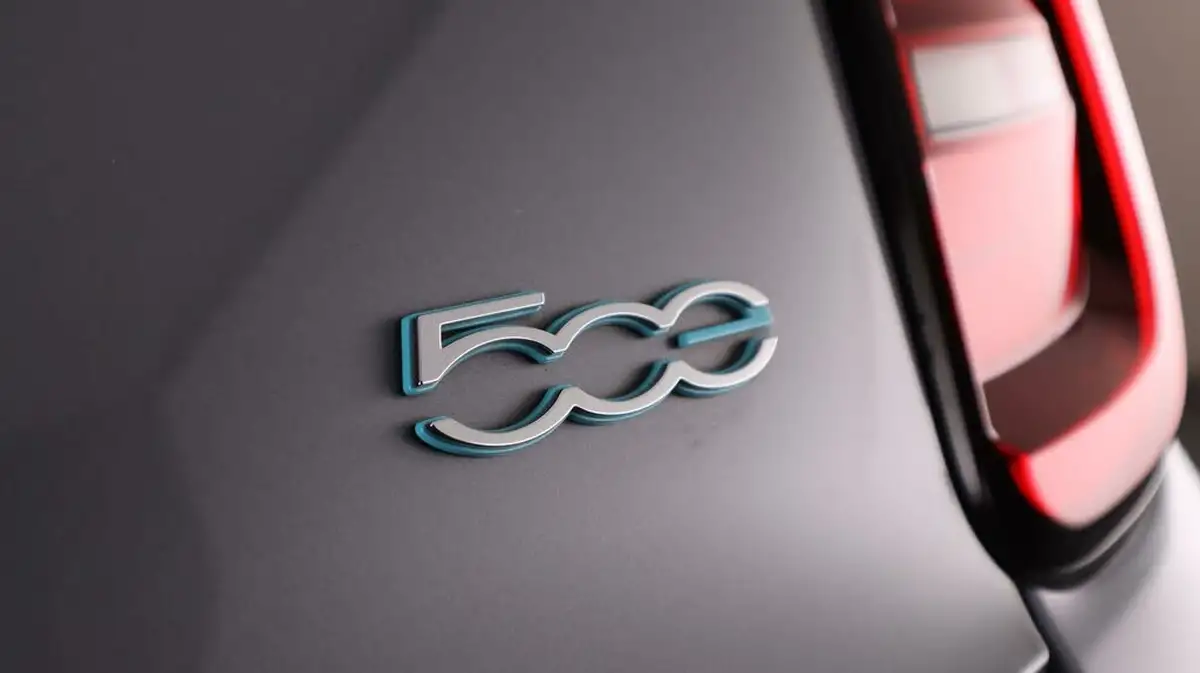 2022-fiat-500-e-icon-117bhp-big-21