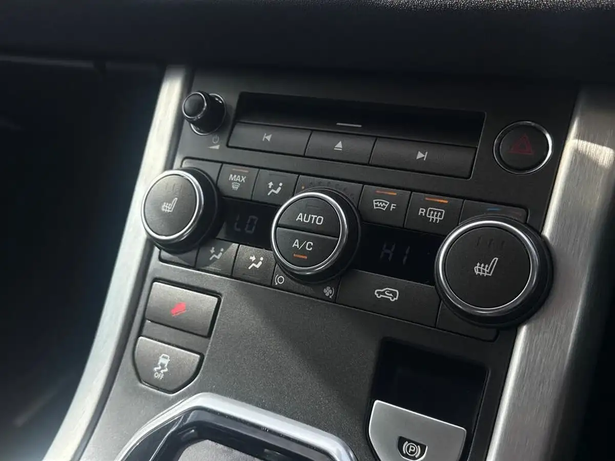 2011-land-rover-range-rover-evoque-22td-pure-tech-190bhp-4x4-hatchback-5d-auto-big-11