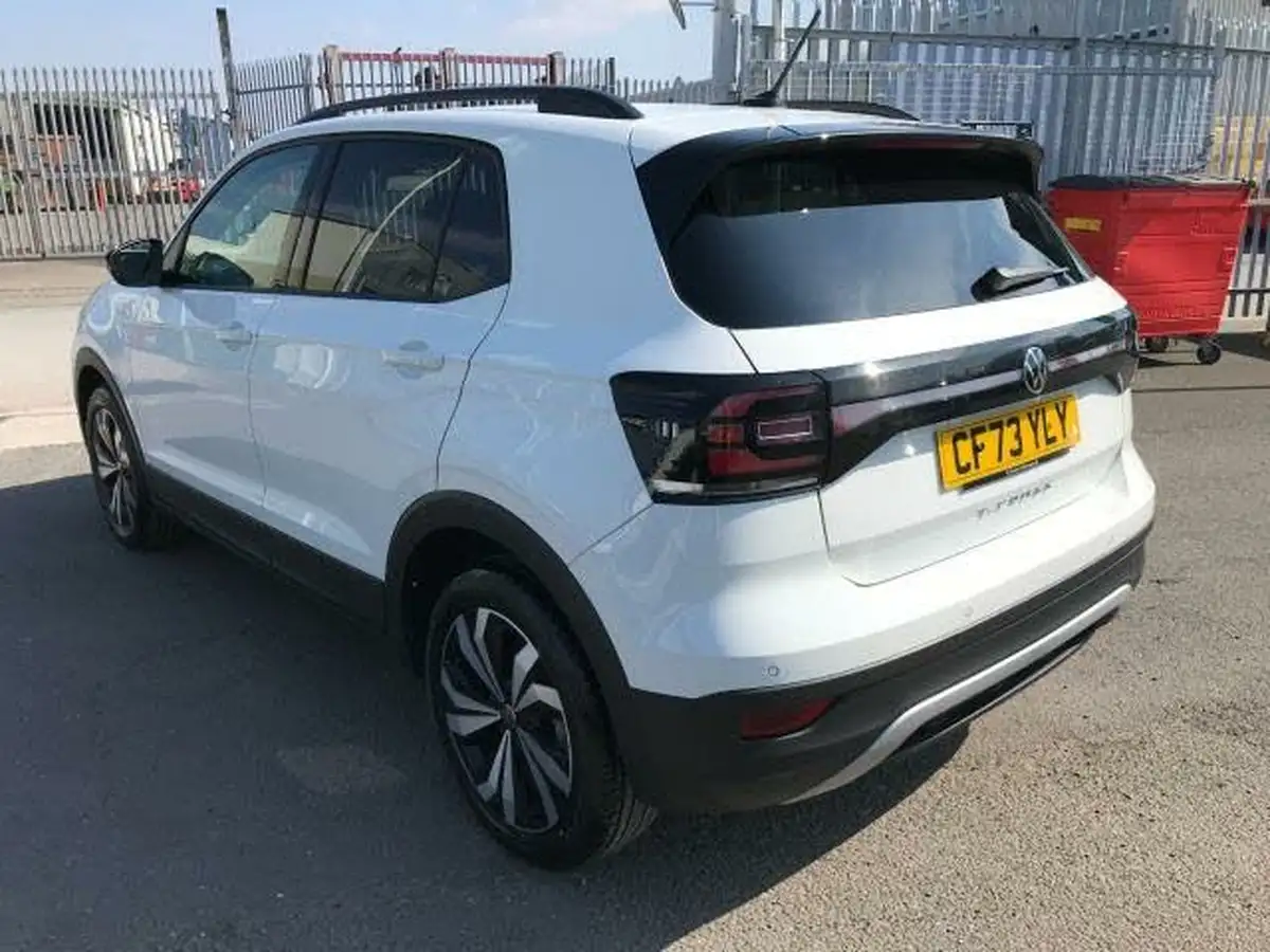 2023-volkswagen-t-cross-10-tsi-black-edition-110ps-big-5
