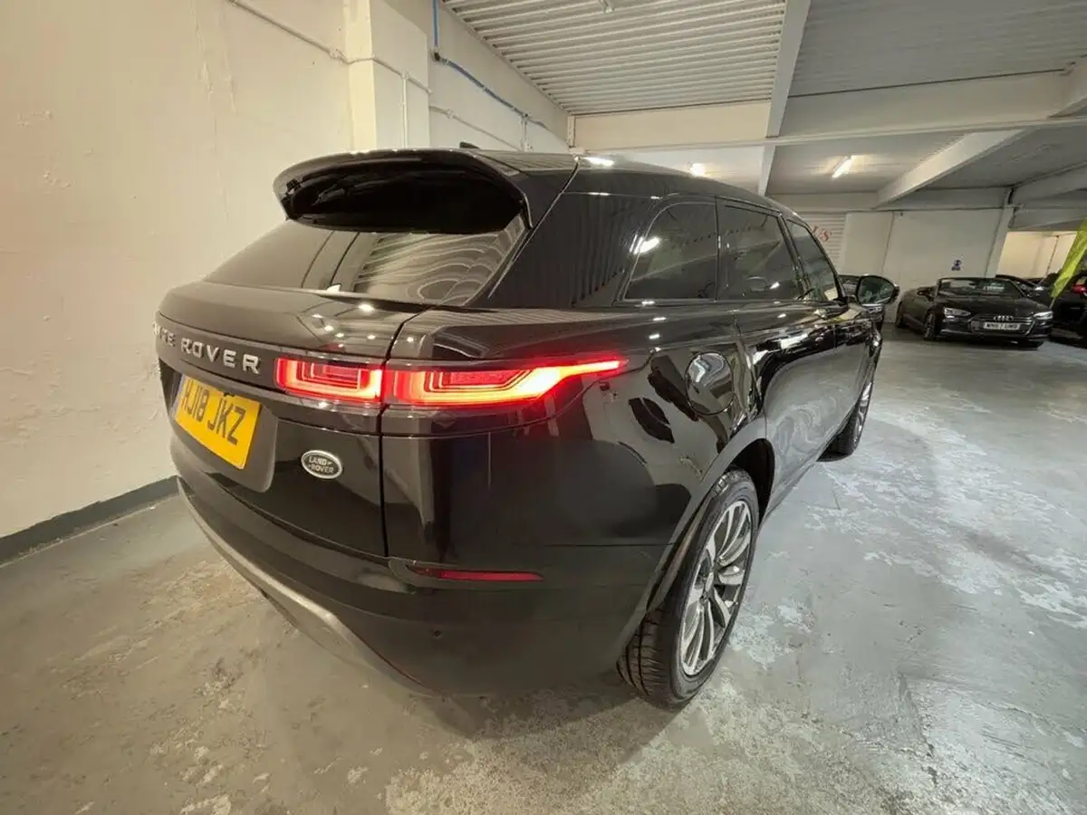 2018-land-rover-range-rover-velar-20-d240-se-ss-big-7