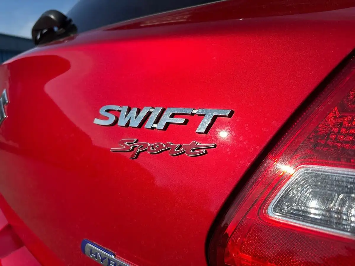 2023-suzuki-swift-14-boosterjet-sport-big-27