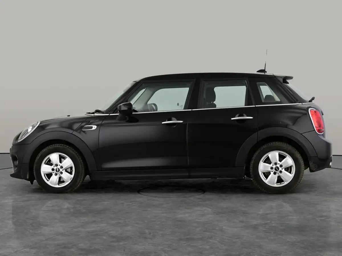 2020-mini-countryman-15-cooper-classic-big-8